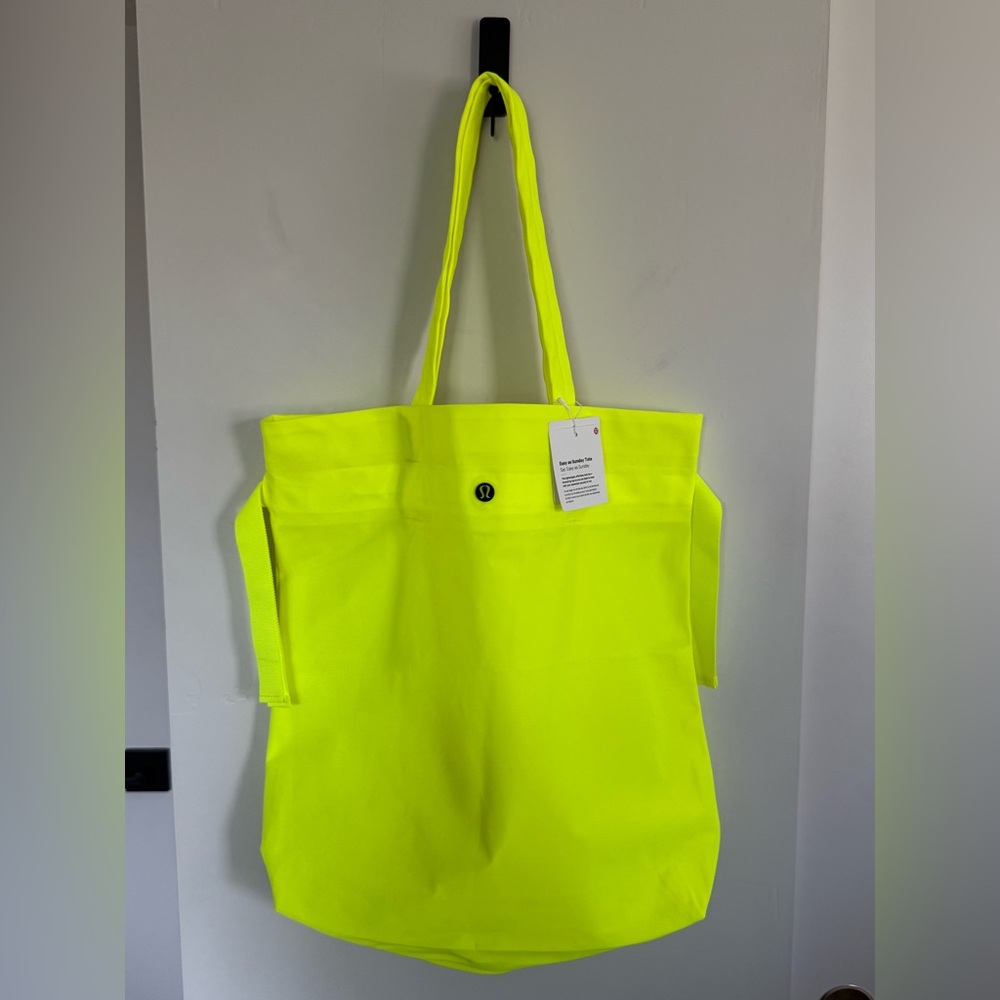 NWT Lululemon Easy As Sunday Tote *19L